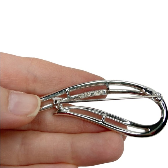 Vintage Sarah Coventry Silver Tone Swirl Teardrop Brooch & Clip On Earrings - Picture 7 of 9